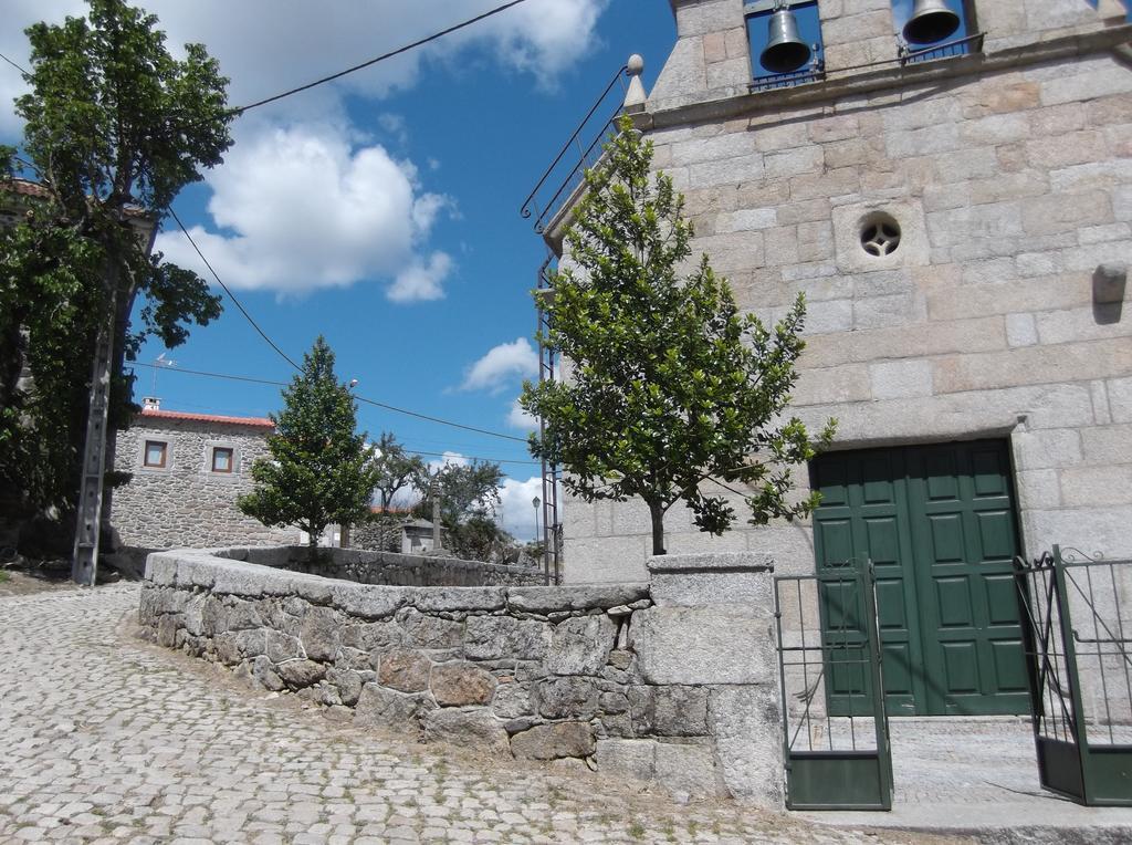 Vila Casa Do Pelourinho Rebordainhos Exteriér fotografie